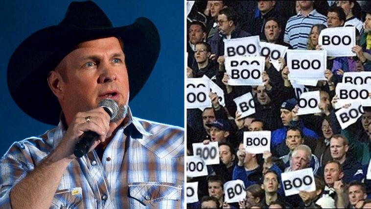 Garth Brooks Booing